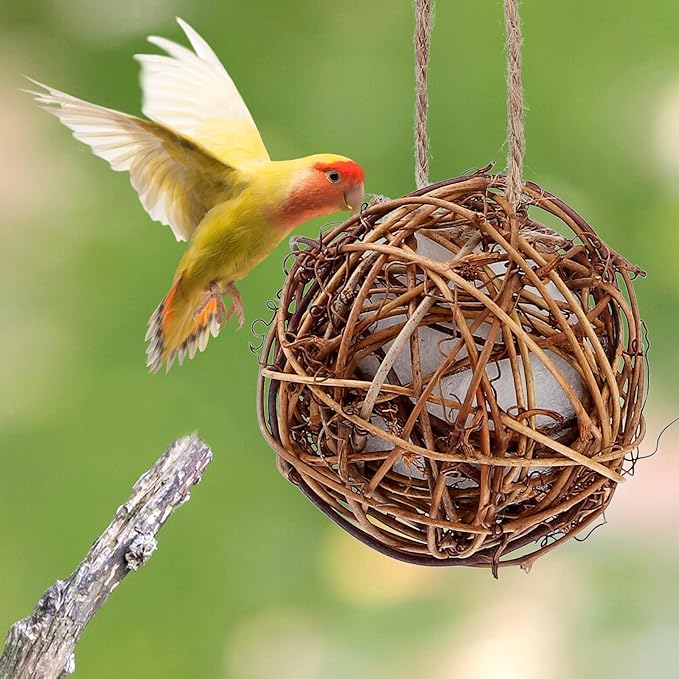 Toddmomy 2Pcs Bird Nest Material Balls Hanging Outdoor Hummingbird Nesting House 3.14In for Outside Garden and Backyard Birding