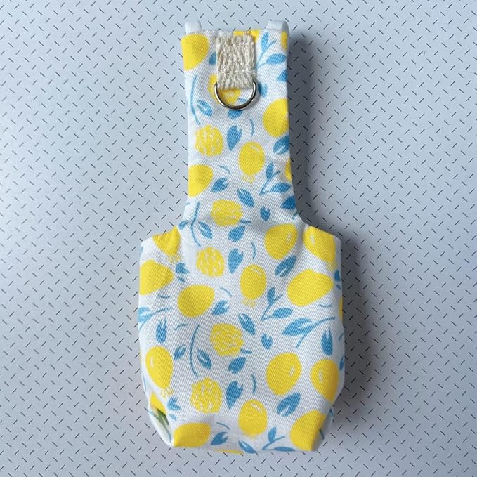 Bird Diaper Harness Flight Suit Clothes, Parrot Flight Suit with Leash, Bird Flying Clothes with Rope and Handle for Outdoor Activities Training (Yellow Without Leash,Small)