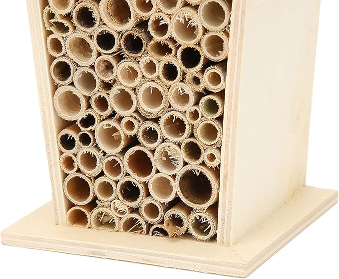 Bee House, Wooden Insect Hotel Hanging Bamboo Bees Hive Habitat Bug Garden Shelter Insects House Decoration Beneficial Nests Box Decorations for Butterfly Bird Outdoors Attracts Pollinators 2PCS