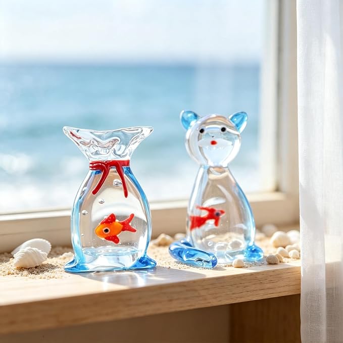 Hand Blown Glass Cat Figurine with Goldfish Inside, Mini Art Glass Cat Statue Ornament, Cute Handmade Crystal Animal Collectible Figurines for Home Desktop Decor, Birthday Gift for Cat Lovers (Cat)