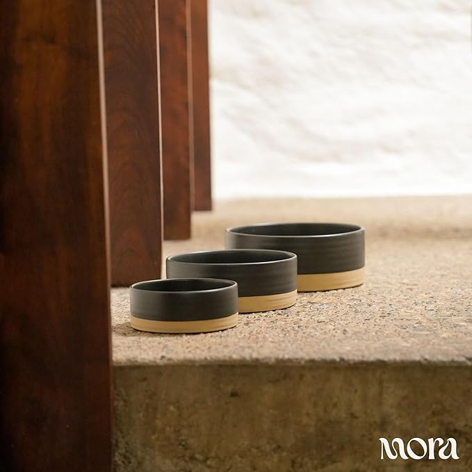 Mora Ceramic Pet Bowl Size Medium - Food/Water Dish for Large Puppies, Cats, Retrievers, Medium Sized Dogs, ect. 28oz or 4 Cups - Basic Bowls for Your Dog or Cat, Mix and Match for a Set - Liquorice