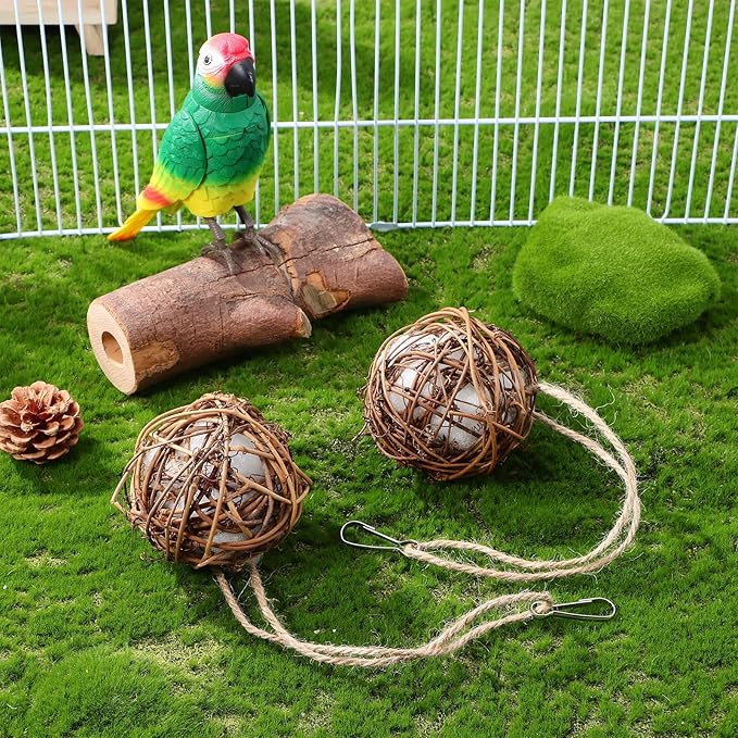 Yardwe 2PCS Bird Nesting Material Balls, Bird Nesting Material for Outdoor Hummingbird Houses, 3.14 Inch Unique Hanging Nest Balls Ideal for DIY Craft Lovers