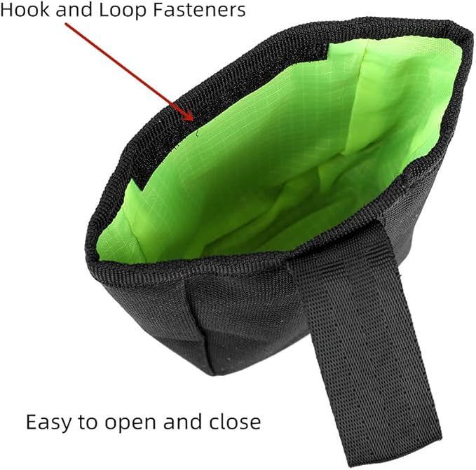 Mini Dog Treat Training Pouch Pet Kibble Treat Snack Bag Portable Puppy Bait Reward Pouch Pet Training Waist Bag Dog Treat Carrier Holder Food Storage Container Pocket for Walking Training Reward