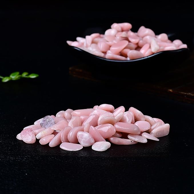 Erliway 100g Natural Pink Opal Crystal Chips 7-9mm Tumbled Stones | Small Crushed Crystal Stone, Polished Crystals Chips for Fish Tank, Healing Tumbled Rocks for Reiki Jewelry Making Home Décor