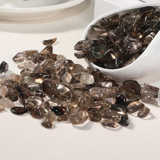 Erliway Natural Smoky Quartz Tumbled Chips Crushed Crystal Stone, 7-9mm | Polished Healing Crystal Chips Healing Reiki Crystal Jewelry Making Home Decoration, Aquarium, Vase Fillers, Plants Décor