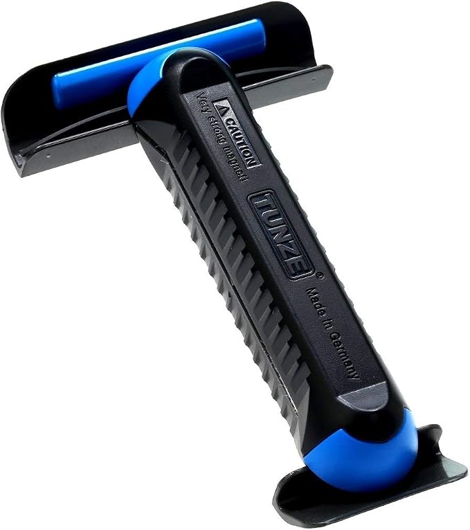 Tunze Care Magnet Scraper - Strong+ Plus (220.025) Offer a Free Water Quality Record Card, That Help You to Know Well for Tank Water Quality.