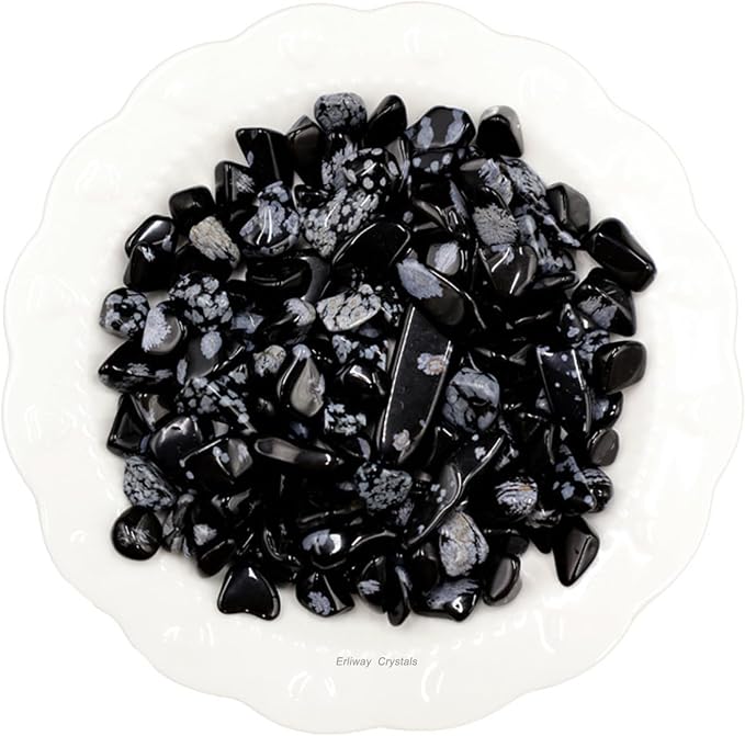 Erliway 100g Natural Snowflake Obsidian Crystal Chips 7-9mm Tumbled Stones | Small Crushed Crystal Stone, Polished Crystals Chips for Fish Tank, Healing Tumbled Rocks for Reiki Jewelry Making Home Décor