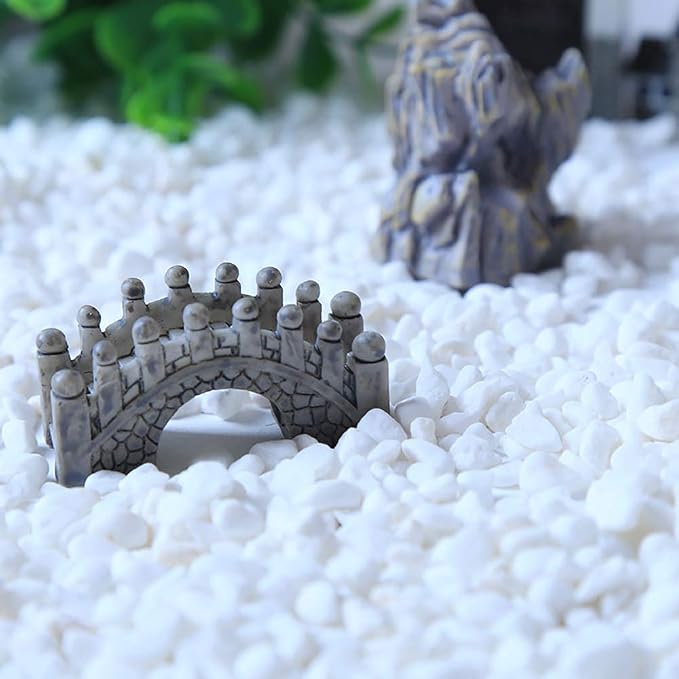 WAYBER White Decorative Gravel Stones for Aquarium & Bonsai Decor, 2 Pounds | Toxin-Free, Fade-Resistant, Ideal for Reiki Healing, DIY Crafts, Vase Filler, Aquarium & Bonsai Decoration