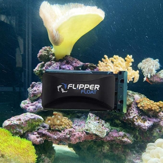 Flipper Cleaner Float - 2-in-1 Floating Magnetic Aquarium Glass Cleaner- Scrubber & Scraper Aquarium Cleaning Tools & Standard Aquarium Scraper Replacement Blades