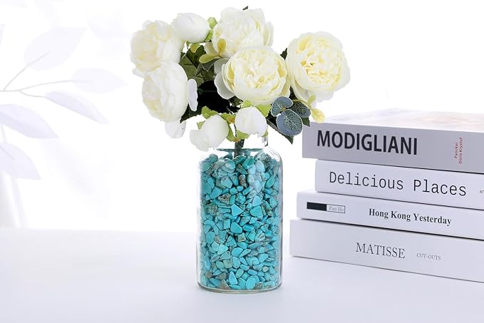 QINJIEJIE Turquoise Crystals Chips Natural Stone Gravel Bulk Crushed Rocks | 0.55Lbs Pieces Polished Quartz Stone Decorative Fish Tank Pebbles Vase Filler Irregular Shaped Tumbled Gemstone for Home