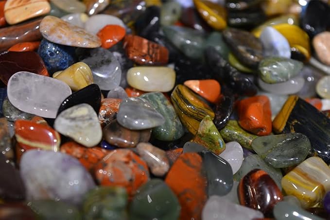 LAIDANLA 1lb Mixed 7 Chakra Crystal Aquarium Gravel Polished Tumbled Stones Irregular Shaped Crystal Chips Bulk Natural Gemstone Rocks Outdoor Decoration Vase Filler Fish Tank Gravel