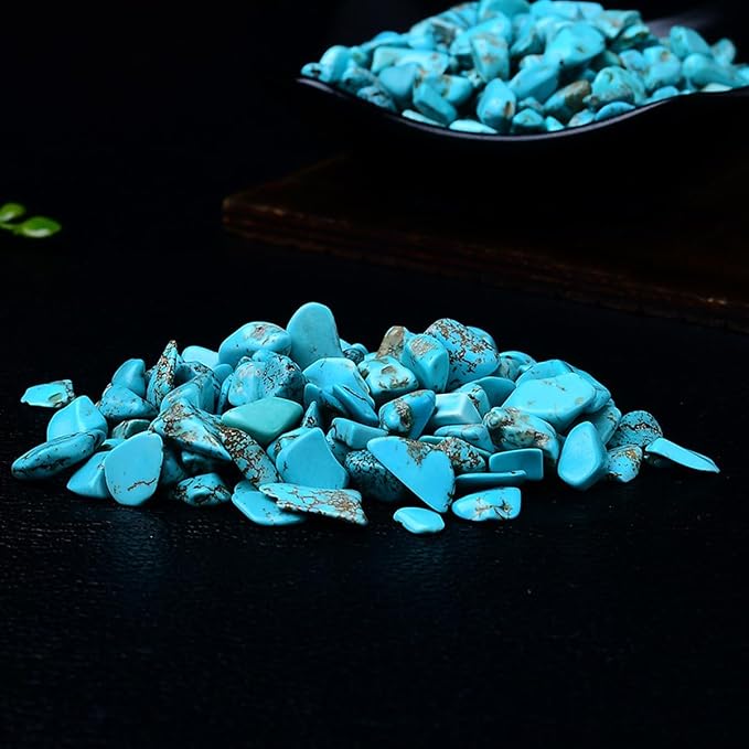 Erliway 100g Natural Turquoise Crystal Chips 7-9mm Tumbled Stones | Small Crushed Crystal Stone, Polished Crystals Chips for Fish Tank, Healing Tumbled Rocks for Reiki Jewelry Making Home Décor