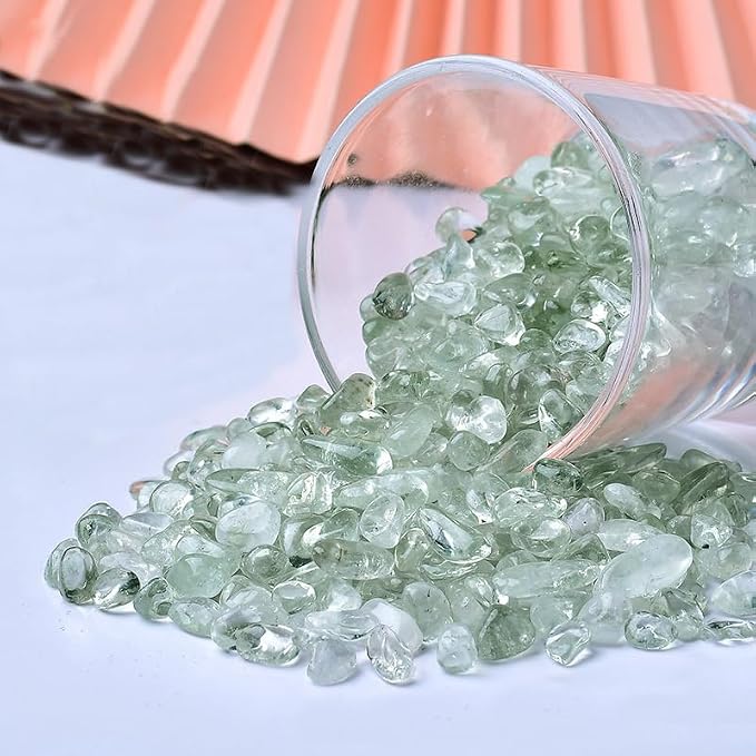 Erliway 100g Natural Green Quartz Crystal Chips 7-9mm Tumbled Stones | Small Crushed Crystal Stone, Polished Crystals Chips for Fish Tank, Healing Tumbled Rocks for Reiki Jewelry Making Home Décor