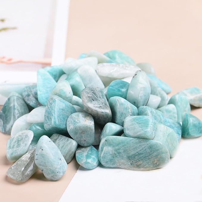 Erliway 100g Natural Amazonite Crystal Chips 7-9mm Tumbled Stones | Small Crushed Crystal Stone, Polished Crystals Chips for Fish Tank, Healing Tumbled Rocks for Reiki Jewelry Making Home Décor