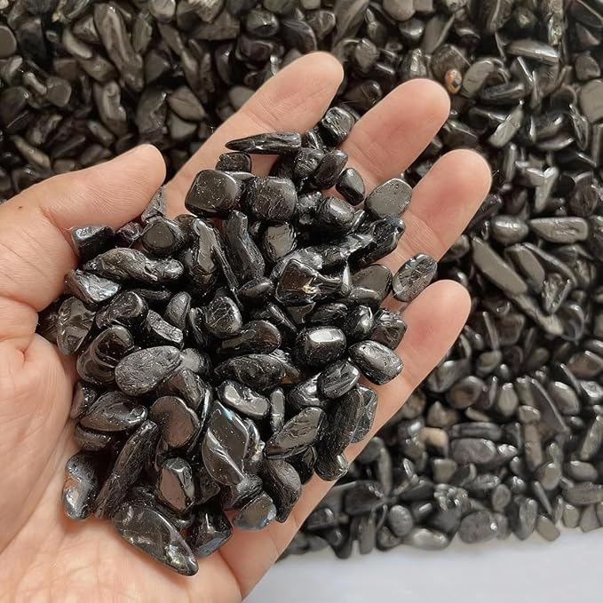 Erliway Black Tourmaline Crystal Chips Bulk for Vase Filler, 0.5 lb 7-9 mm | Natural Crushed Crystal Stone for Spell Jar, Aquarium Gravel, Reiki Healing Meditation, Jewelry Making, Resin Art, Home Décor