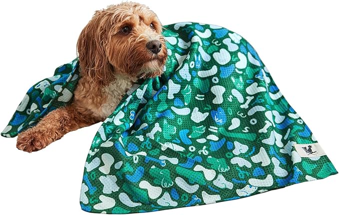 Dock & Bay Pet Towel - Super Absorbent & Quick Drying Dog Towels with Bag - 100% Recycled - Where's Woofy, Large (120x70cm, 47x27)