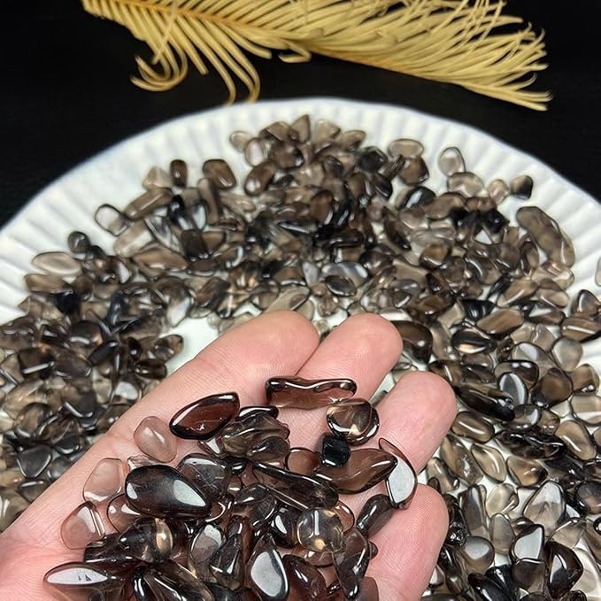 Erliway Smoky Quartz Crystal Chips Bulk for Vase Filler Craft, 0.5 lb 7-9mm | Natural Crushed Crystal Stone for Spell Jar, Aquarium Gravel, Reiki Healing Meditation, Jewelry Making, Resin Art, Home Décor