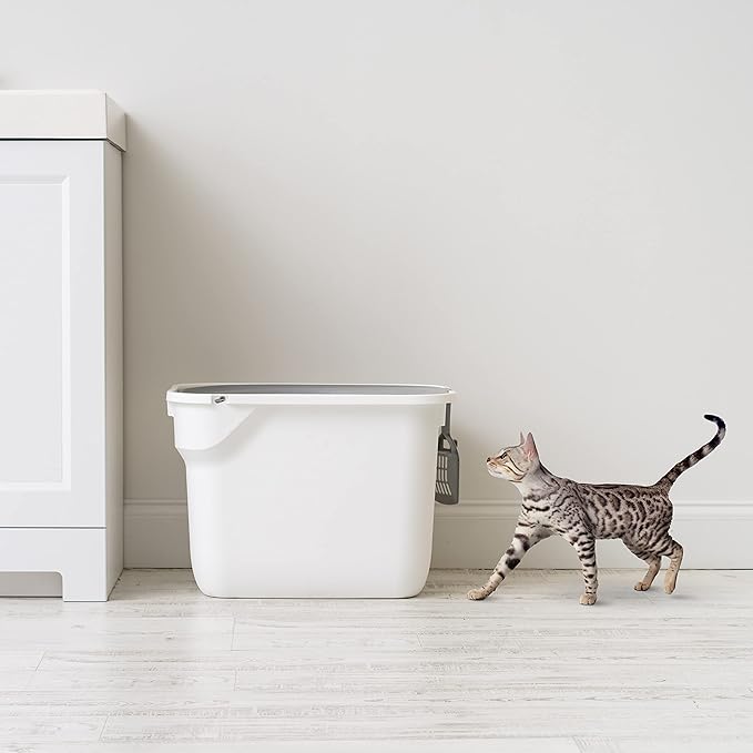 IRIS USA Cat Litter Box Large Top Entry with Lid, Enclosed Litter Box with Litter Catching Lid & Scoop, Covered Cat Litter Box Enclosure for Privacy, High Sided, White/Gray