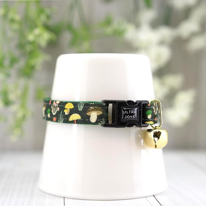 Ultra Joys Cat Collar with Bells - Breakaway Collar for Kittens & Cats - Mushroom Small