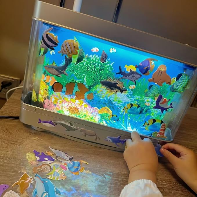 Fake Fish Tank Lamp - Moving Aquarium Night Light with Virtual Ocean Effect, 80s Retro Design for Adult Relaxation, Frutiger Aero Artificial Aquarium Decorative Lamp (US Plug)