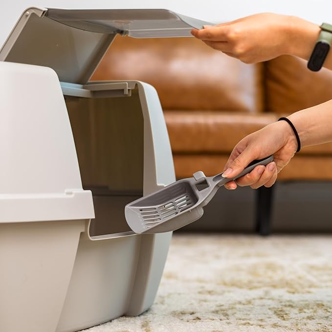 IRIS USA Cat Litter Box - Enclosed Corner Litter Box with Scoop, Hooded Litter Tray for Corners, Space-Saving Covered Litter Box, Odor Defensive, Gray