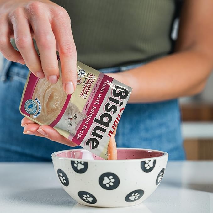 INABA Churu Bisque Indoor Care for Hairball Control for Cats, Creamy Lickable Purée Side Dish with Vitamin E, 1.05 Ounce Pouch, 15 Pouch, Tuna Recipe