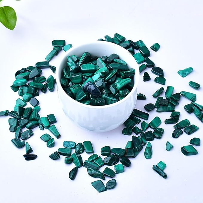 Erliway Malachite Crystal Chips Bulk for Vase Filler Crafts, 0.5 lb 7-9 mm | Natural Crushed Crystal Stone for Spell Jar, Aquarium Gravel, Reiki Healing Meditation, Jewelry Making, Resin Art, Home Décor