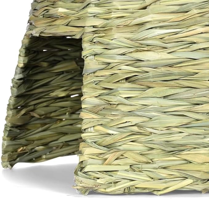 Rabbits Hideaways Grass House Straw Cave Playhouse for Small Pet Warm Hideouts House for Cage Hamsters Hideaways Cave