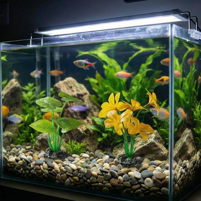Aquarium Decor Plants, 6 inch Betta Leaf Hammock, Fish Tank Decorations Artificial Plastic Plants for Reptile, Fish Tank Accessories 2 Pack