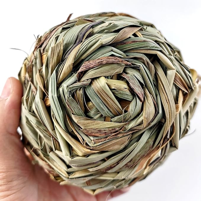 TIHOOD 4PCS 5.5inch Hanging Hummingbird Nest House for Outside, Ball Shape, Hand Woven, Durable Sturdy, Made of Natural Grass, Perfect for Garden Patio Lawn Office Indoor
