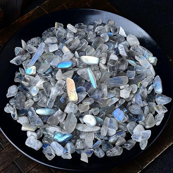 Erliway Grey Moonstone Crystal Chips Bulk for Vase Filler, 0.5 lb 7-9 mm | Natural Crushed Crystal Stone for Spell Jar, Aquarium Gravel, Reiki Healing Meditation, Jewelry Making, Resin Art, Home Décor