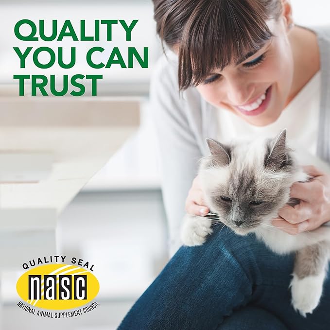 Vet’s Best Cat Hairball Relief Digestive Aid, Vet Formulated Hairball Support Remedy, Hairball Relief for Cats, Classic Chicken Flavor, 60 Chewable Tablets (Pack of 12)
