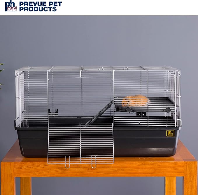 Prevue Pet Products Universal Small Animal Home - Small Animal Cage for Hamsters, Guinea Pigs, Ferrets, Dwarf Rabbits, Rats, Chinchillas, Hedgehogs, Indoor Use, Tight Wire Spacing - Gray