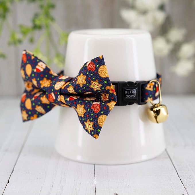 Ultra Joys Breakaway Cat Collar - Bells & Bowtie Gingerbread Man Small