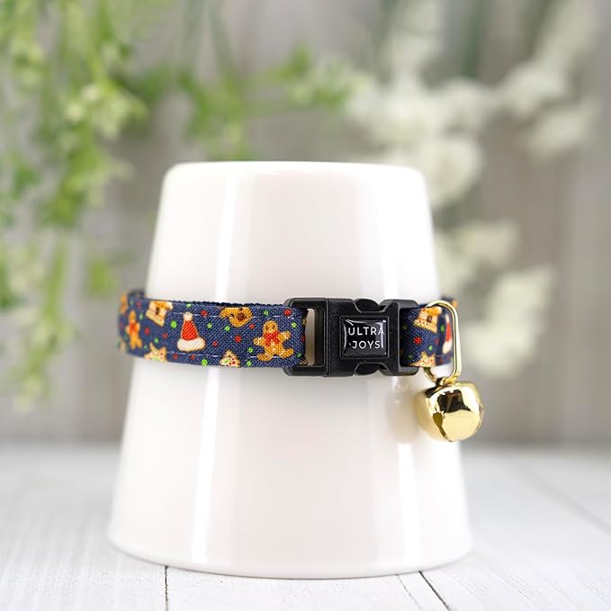 Ultra Joys Cat Collar - Breakaway with Bells - Boy & Girl Kitten Collars - Gingerbread Man Small