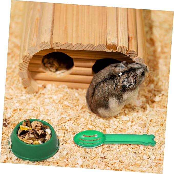 BESPORTBLE Hamster Bathtub Cleaning Spoon Set 5pcs Chinchilla Dust Bath Spoons Small Pet Shower Sand Tool Smooth Surface Random