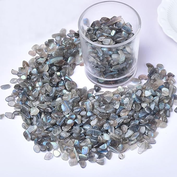 Erliway 100g Natural Grey Moonstone Crystal Chips 7-9mm Tumbled Stones | Small Crushed Crystal Stone, Polished Crystals Chips for Fish Tank, Healing Tumbled Rocks for Reiki Jewelry Making Home Décor