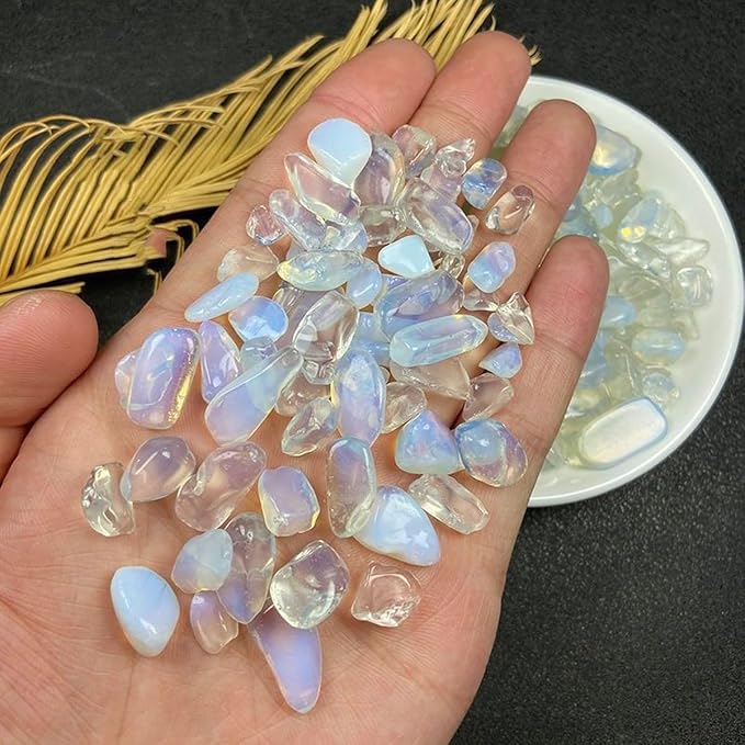 Erliway 100g Natural Opal Crystal Chips 7-9mm Tumbled Stones | Small Crushed Crystal Stone, Polished Crystals Chips for Fish Tank, Healing Tumbled Rocks for Reiki Jewelry Making Home Décor
