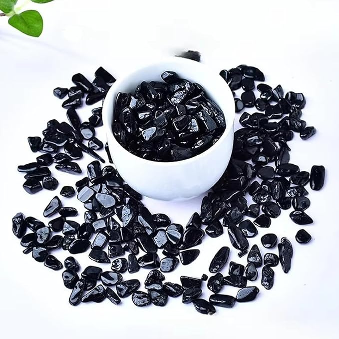 Erliway Black Tourmaline Crystal Chips Bulk for Vase Filler, 0.5 lb 7-9 mm | Natural Crushed Crystal Stone for Spell Jar, Aquarium Gravel, Reiki Healing Meditation, Jewelry Making, Resin Art, Home Décor
