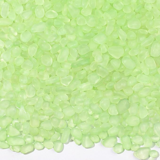 QEQEKAKA Sea Glass Stones for Crafts 0.5LB Fluorescent Green Gemstone Bulk | Small Glass Stones for Beaching Wedding DIY Decor Aquarium Turtle Tank Vase Filler (187g/6.6oz)