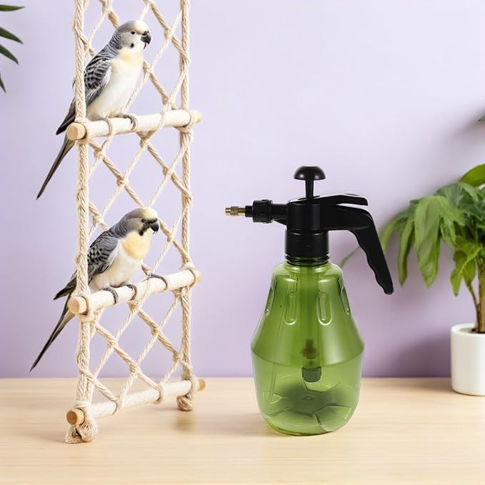 Mikikit Handheld Bird Sprayer Bottle with Adjustable Nozzle, 1.5l Ultrafine Avian Pump Mister for Indoor Parrot Bathing, Suitable for Macaws, Cockatiels, and Parrots