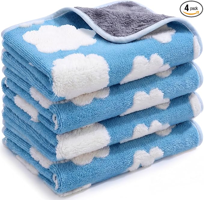 Reginary 4 Pcs Waterproof Guinea Pig Blankets Washable Small Animal Fleece Bedding Guinea Pig Cage Liners Reusable Training Pads Pet Pee Pad Sleep Mat for Hamster(White Clouds,24 x 16 Inch)