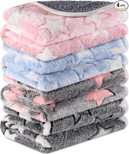 Reginary 4 Pcs Waterproof Guinea Pig Blankets Washable Small Animal Fleece Bedding Guinea Pig Cage Liners Reusable Training Pads Pet Pee Pad Sleep Mat for Hamster(Cute Star Pattern,24 x 16 Inch)