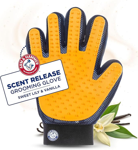 Arm & Hammer Deodorizing Dog Grooming Glove, Fragrance Transfer Technology with Baking Soda, Deshedding Glove for Bathing & Dry Grooming, Pet Hair Removal, Sweet Lily & Vanilla Scent