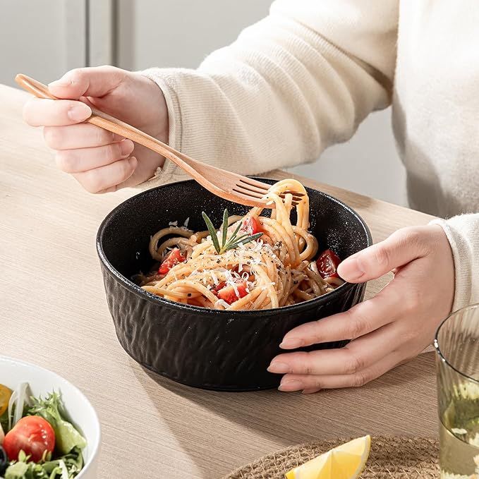 6 Inch Ceramic Bowls Set of 2-28 oz Soup Bowls,Dishwasher & Microwave Safe Bowls in Black & White,Cereal Bowls for Oatmeal,Salad, Rice,Ramen,Pasta,Yogurt,Fruit