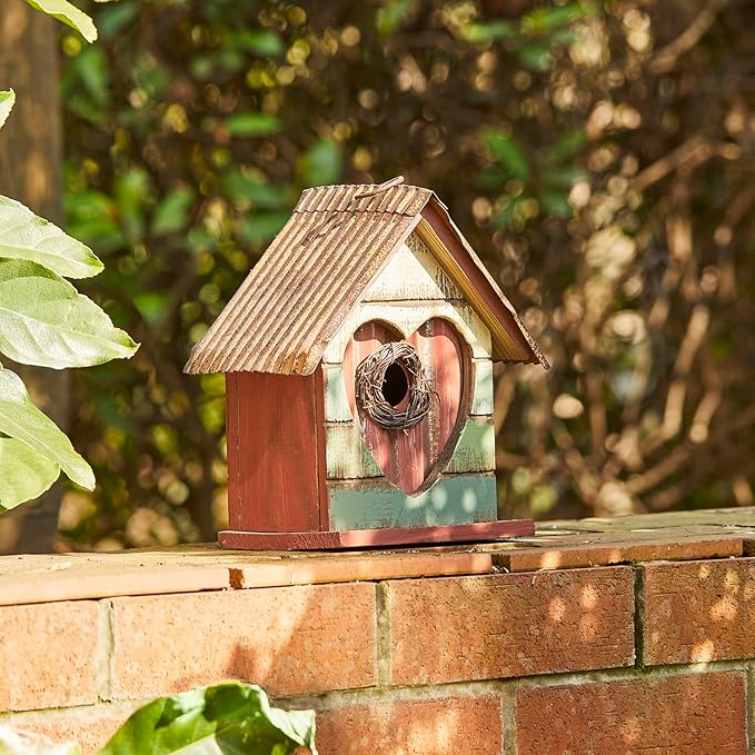 Glitzhome Bird House for Outdoor, 8.75" H Decorative Pet Cottage Distressed Heart Garden Wooden Birdhouse for Outside, Hanging Birdhouse for Bluebird Hummingbird Wren Finch Cardinals Cedar