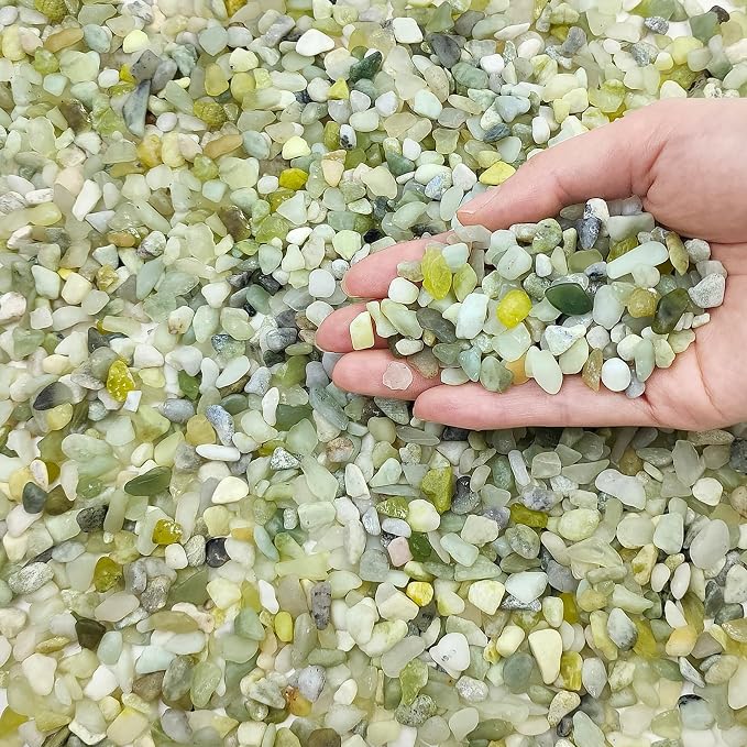 FANTIAN 10 lbs Pebbles for Landscaping,1/4 Inch Polished Green Pea Gravel Small Rocks for Plants, Succulents, Cactus, Vases, Terrarium and Outdoor Gardening