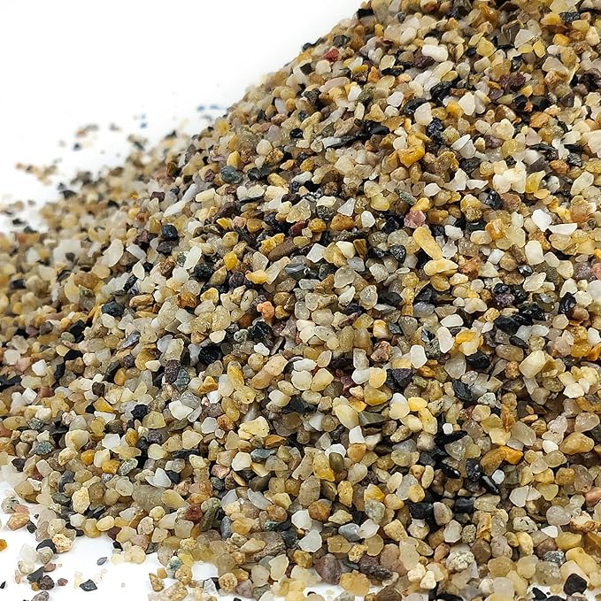 FANTIAN 2 lbs Aquarium Sand. 1/16 Inch Fish Tank Coarse Sand Pea Gravel for Substrate, Terrariums, Vase, Plant, Soil Cover and Outdoor Landscaping