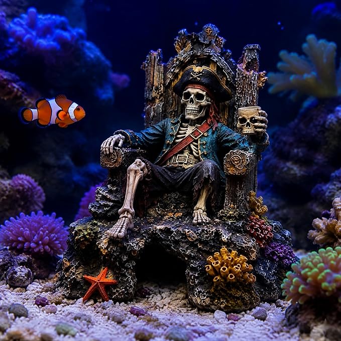 Pirate Skeleton Throne Aquarium Ornament Resin Fish Tank Hideout Cave for Small Fish Realistic Skull King Castle Decor 15cm Gothic Gothic Statues Freshwater Saltwater C