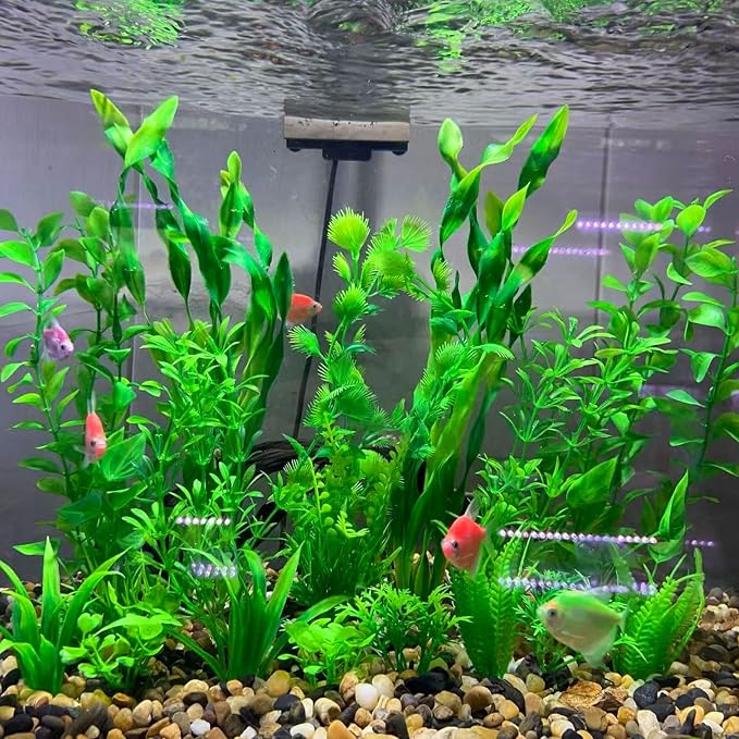 Artificial Aquarium Plants Set, Plastic Fish Tank Decorations, Fish Tank Decor for Betta Goldfish (18pcs-Green)
